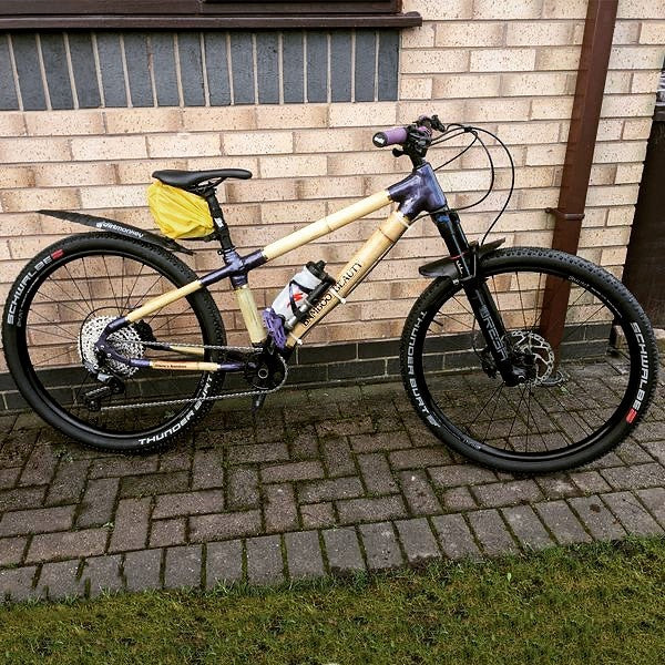 A #650b build by Dave