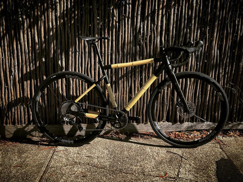 Gravel build by Jason. Gravel lugged kit with grx finishing pack.
