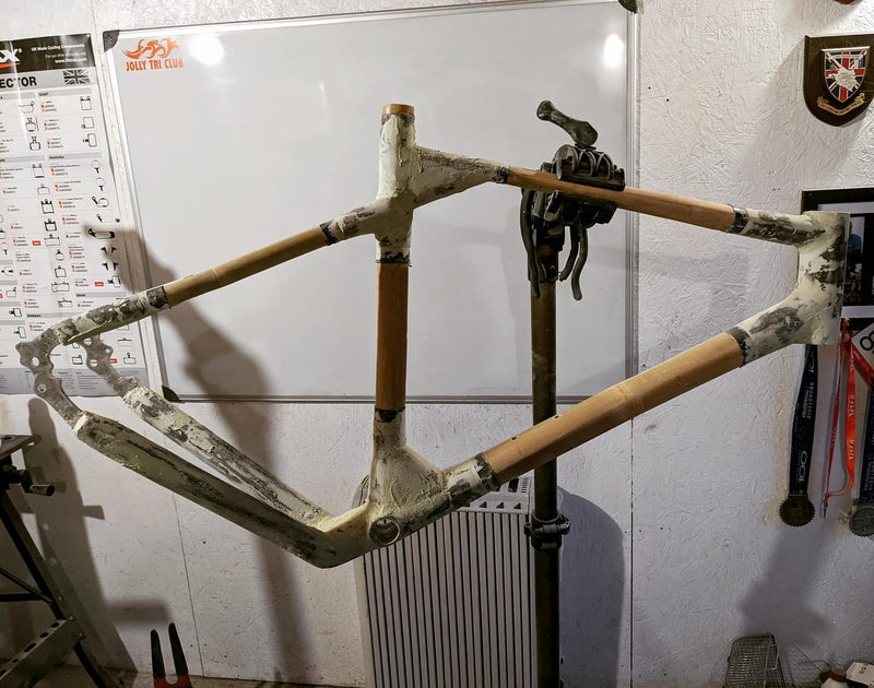 Really interesting build by Stephen. Laminated tubing built using a home build gravel kit.