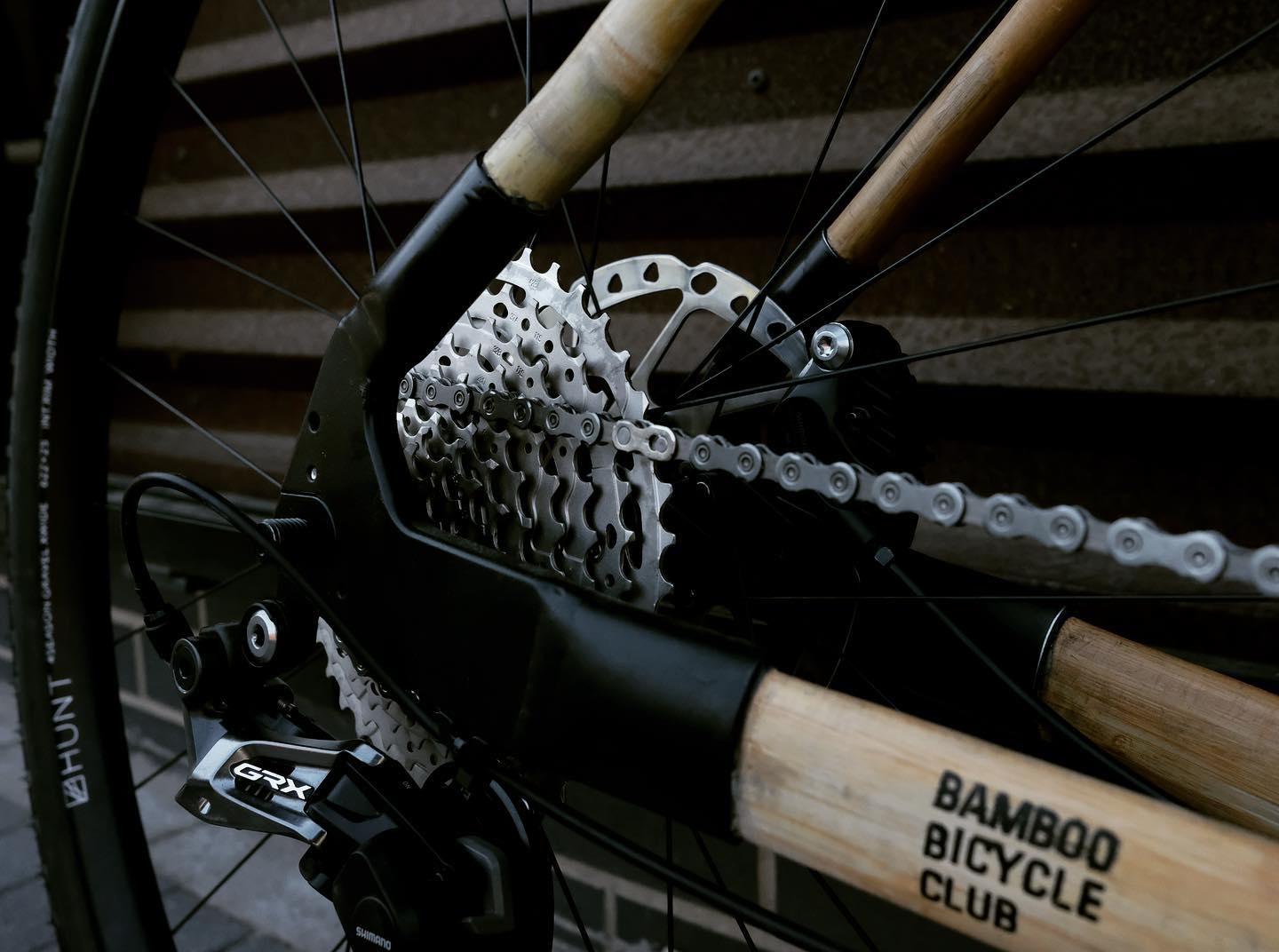 New gravel lugged kit. 50mm tyre clearance, modular dropouts!