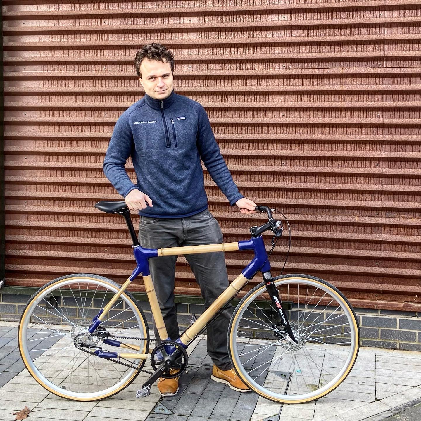Build by Tamas.  3 speed with a belt drive